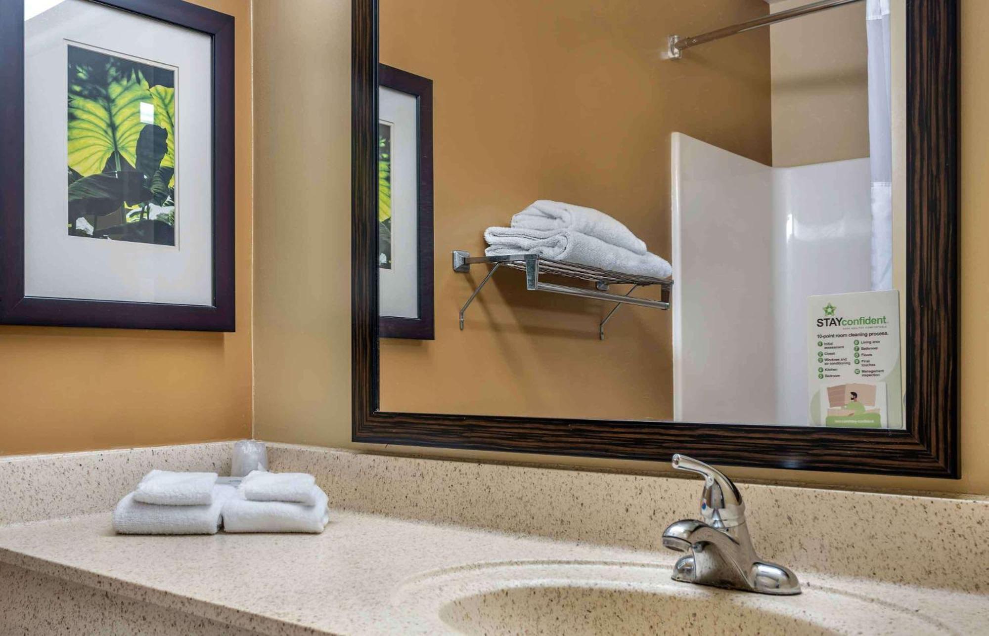 Extended America - Washington, Dc - - Dulles 2*